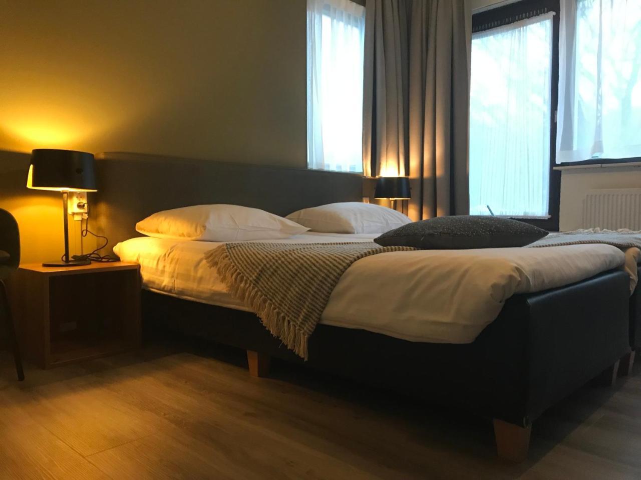 Bed & Breakfast Van Marion Oostvoorne Exteriör bild